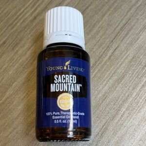 Young Living Sacred Mountain Essential Oil - Blue and White